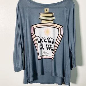 WILDFOX Oversized Top